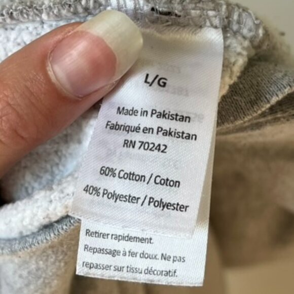 John Deere Watercolor Chicken Gray Sweatshirt Women's Large - Picture 8 of 8